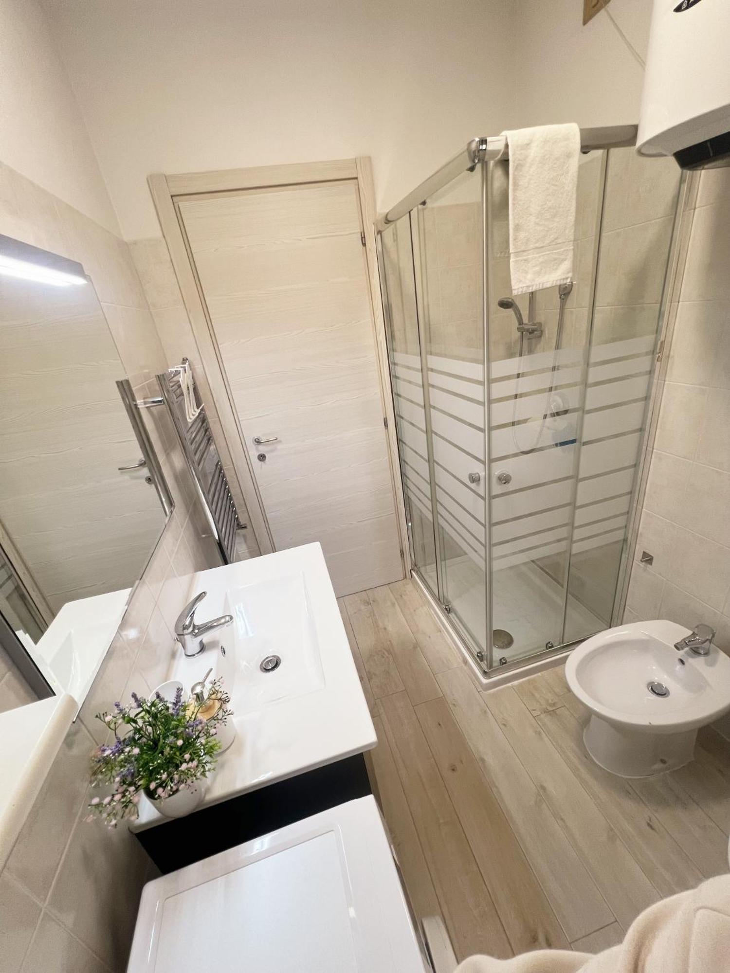 Grazia'S Apartment Сассари Экстерьер фото